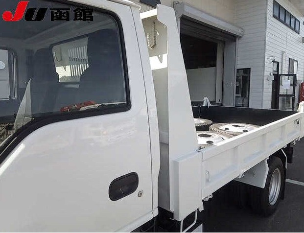 2010 Isuzu Elf